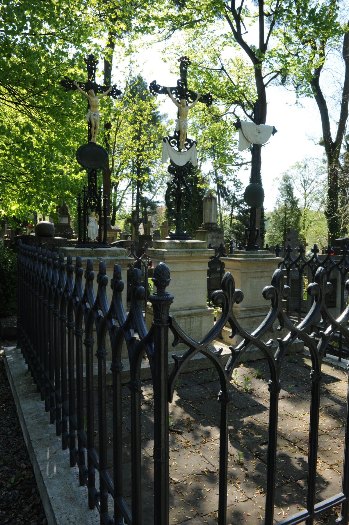 Monument to the Weigl family in Lychakiv Cemetery in Lviv