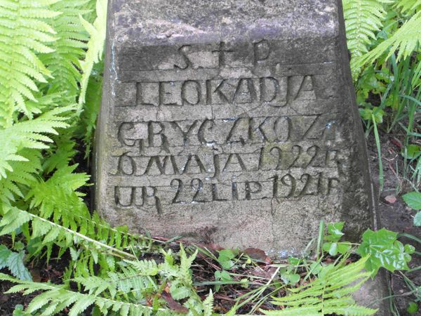 A fragment of Leokadia Gryczko's gravestone from the Na Rossie cemetery in Vilnius, as of 2013