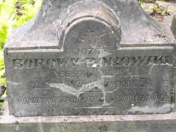 Fragment (1) nagrobka Józefa Borowego - Borowskiego z cmentarza Na Rossie w Wilnie, stan z 2013
