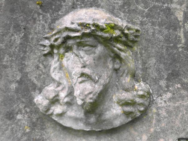 Fragment (2) nagrobka Józefa Borowego - Borowskiego z cmentarza Na Rossie w Wilnie, stan z 2013