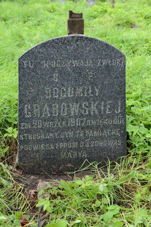 Tombstone of Bogumila Grabowska, Na Rossie cemetery in Vilnius, as of 2013