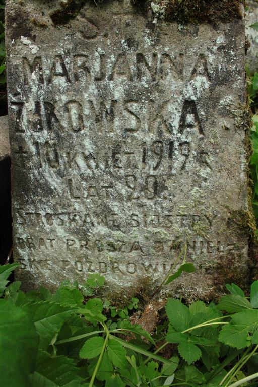 Inscription on the gravestone of Marianna Zhurovskaya, Rossa cemetery in Vilnius, as of 2013