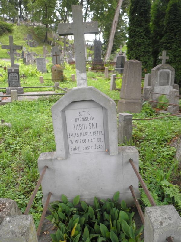 Tombstone of Bronislaw Zabolski, Na Rossie cemetery in Vilnius, as of 2013