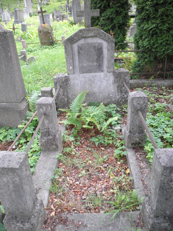 Tombstone of Emilia Kudaba, Na Rossie cemetery in Vilnius, as of 2013