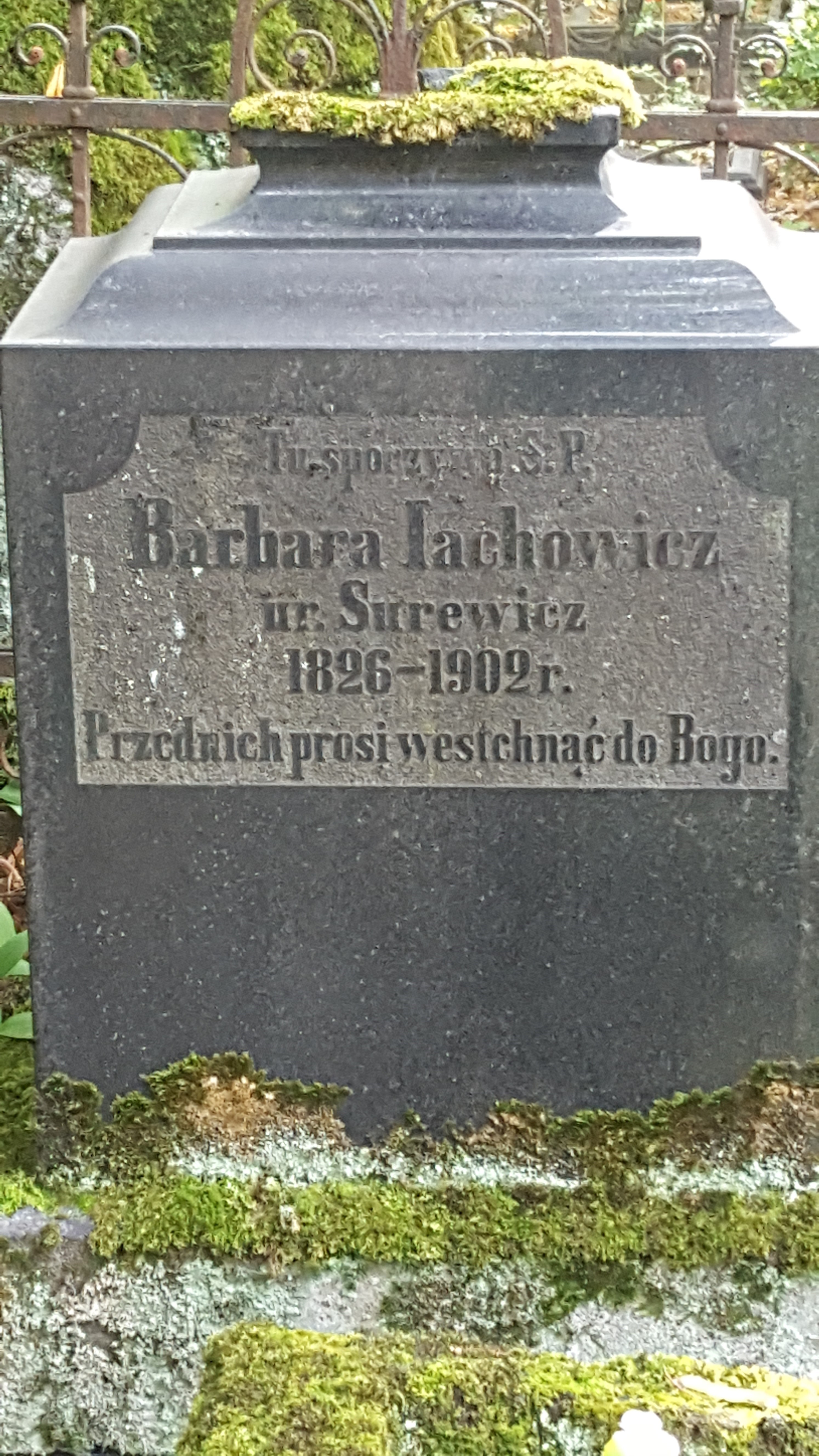 Inscription from the gravestone of Barbara Lachowicz, St Michael's cemetery in Riga, as of 2021.
