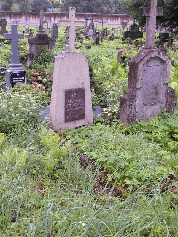 Tombstone of Stanislaw Rymkiewicz, Na Rossie cemetery in Vilnius, as of 2013