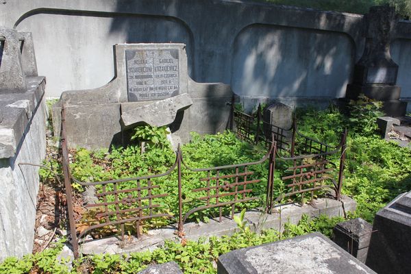 Grobowiec Gabriela i Heleny Kozakiewiczów, cmentarz na Rossie w Wilnie, stan na 2014 r.