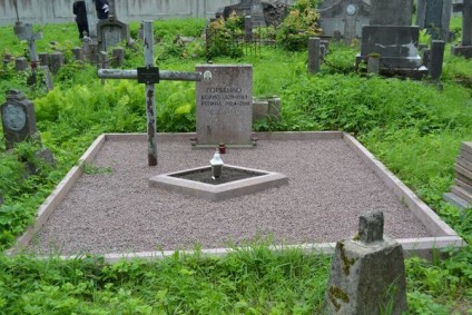 Nagrobek Anny Żmudzińskiej, cmentarz na Rossie w Wilnie, stan z 2013
