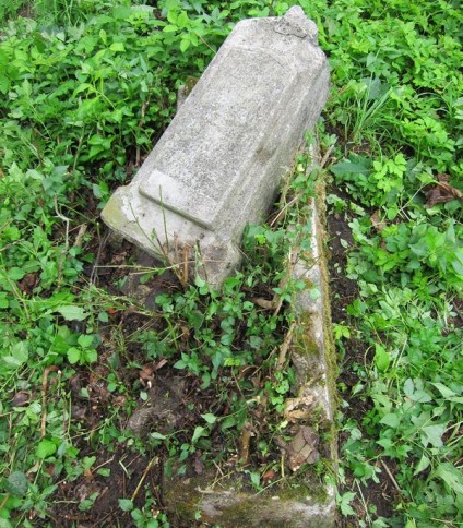 Nagrobek Jerzego Twarowskiego, cmentarz na Rossie w Wilnie, stan z 2013