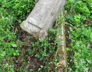 Nagrobek Jerzego Twarowskiego, cmentarz na Rossie w Wilnie, stan z 2013