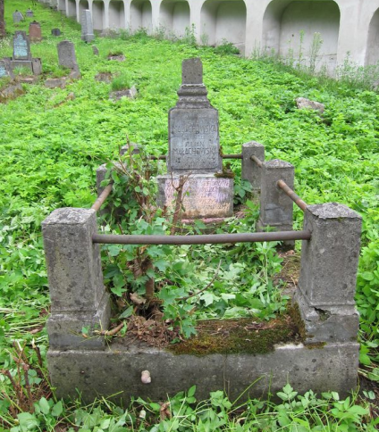 Nagrobek Ewy i Juliana Małachowskich, cmentarz na Rossie w Wilnie, stan z 2013