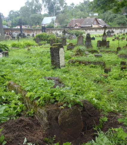 Nagrobek Franciszki Pienkowskiej, cmentarz Na Rossie w Wilnie, stan z 2013