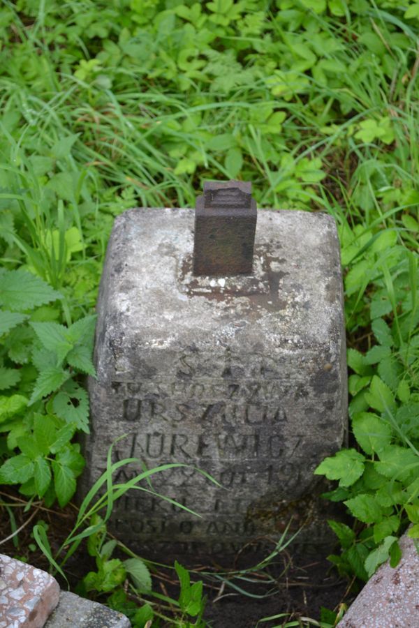 Nagrobek Urszuli Jurewicz, cmentarz na Rossie w Wilnie, stan z 2013