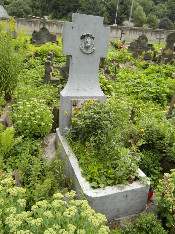 Tombstone of Antoni and Szczepan Żebrowski, Na Rossie cemetery in Vilnius, as of 2013