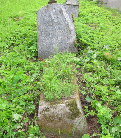 Nagrobek Ambrożego Ławińskiego, cmentarz na Rossie w Wilnie, stan z 2013