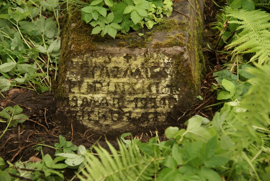 Inscription on the gravestone of Kazimierz Lupinski, Na Rossie cemetery in Vilnius, as of 2013