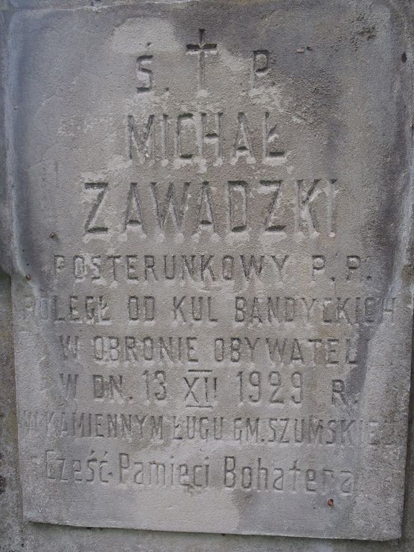 Inscription on the pedestal of the gravestone of Michał Zawadzki, Na Rossie cemetery in Vilnius, as of 2013