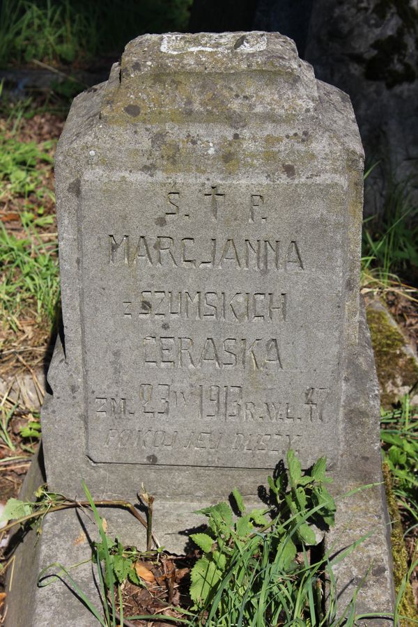 Fragment of the tombstone of Marcjanna Ceraska, Na Rossie cemetery in Vilnius, as of 2013.