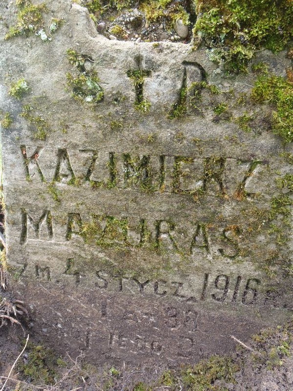 Inscription on the gravestone of Kazimierz Mazuras, Na Rossie cemetery in Vilnius, as of 2013