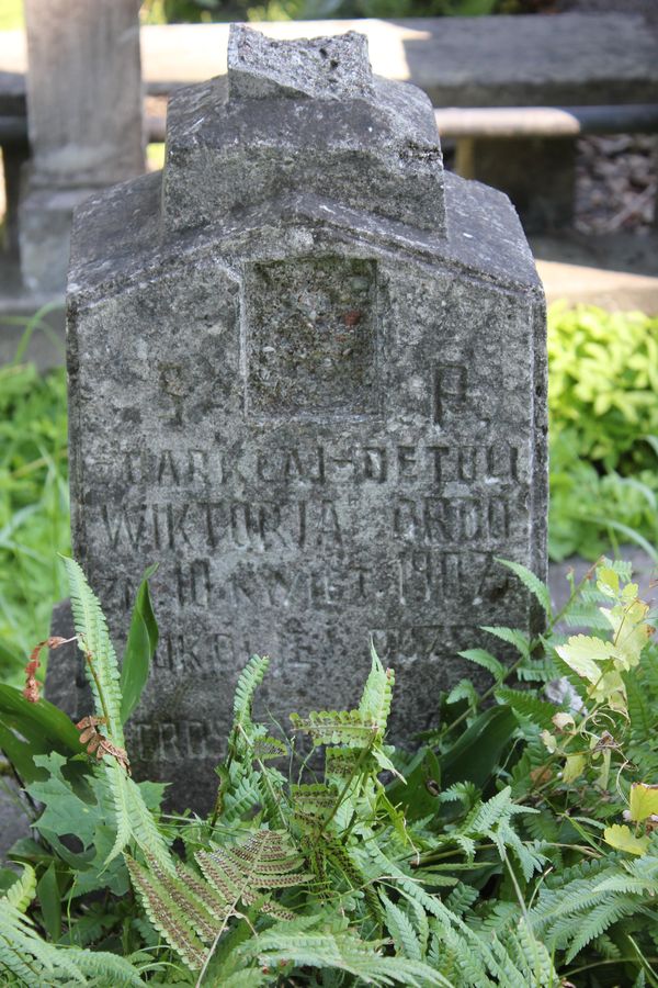 Fragment of the tombstone of Victoria Ordo, Na Rossa cemetery in Vilnius, as of 2013.