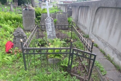 Nagrobek Antoniego i Julii Śmilcinów, cmentarz Na Rossie w Wilnie, stan z 2013 r.