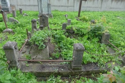 Nagrobek Antoniego Skuratowicza, cmentarz Na Rossie w Wilnie, stan z 2013 r.