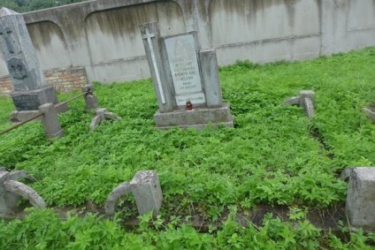 Nagrobek rodziny Szwengruben, cmentarz Na Rossie w Wilnie, stan z 2013 r.