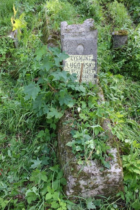 The tombstone of Zygmunt Lugowski from the Ross cemetery in Vilnius, as of 2013.