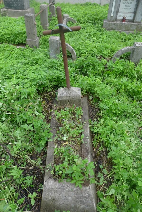 Tombstone of Felix Vishnevsky,Na Rossa cemetery in Vilnius, as of 2013.