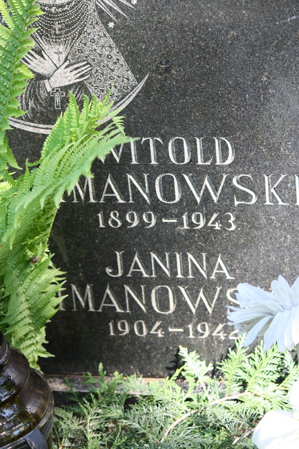 Fragment of the tombstone of the Limanowski family, Na Rossie cemetery in Vilnius, as of 2014.