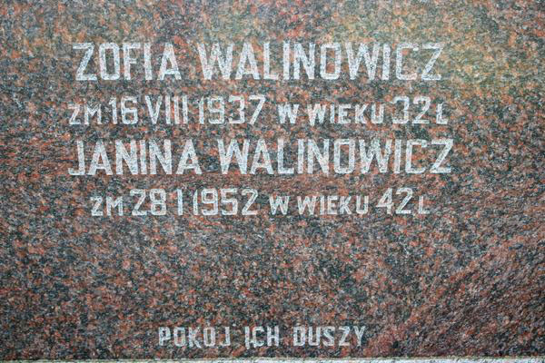 Fragment of the tombstone of Janina and Zofia Valinowicz from the Ross Cemetery in Vilnius, as of 2013.