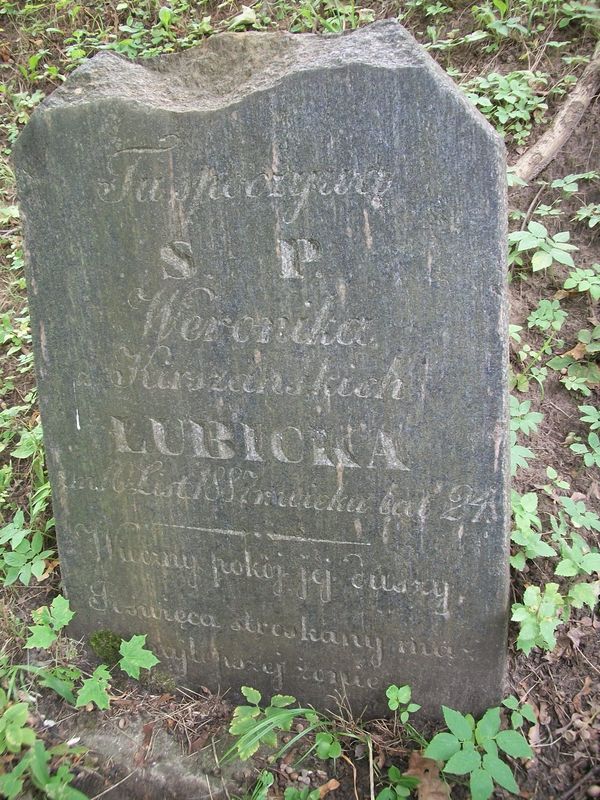 Tombstone of Veronika Lubicka, Rossa cemetery in Vilnius, as of 2013.