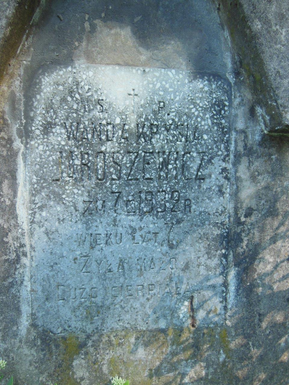 Fragment grobowca Wandy i Zofii Jaroszewicz z cmentarza na Rossie w Wilnie, stan z 2013 r.