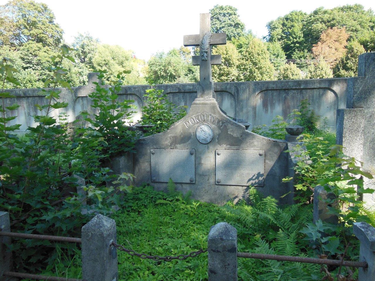 Grobowiec Adeli i Ryszarda Orłowskich z cmentarza na Rossie w Wilnie, stan z 2013 r.