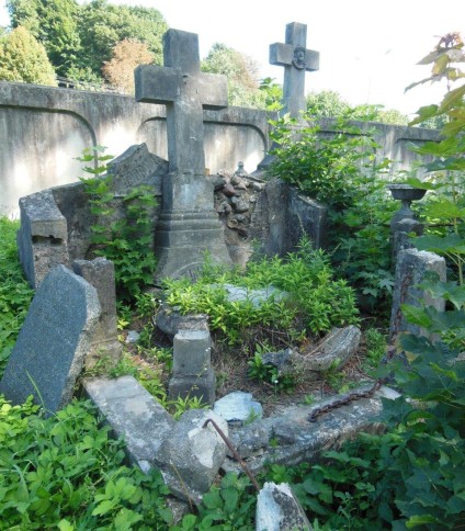 Grobowiec Karola Krasowskiego z cmentarza na Rossie w Wilnie, stan z 2013 r.