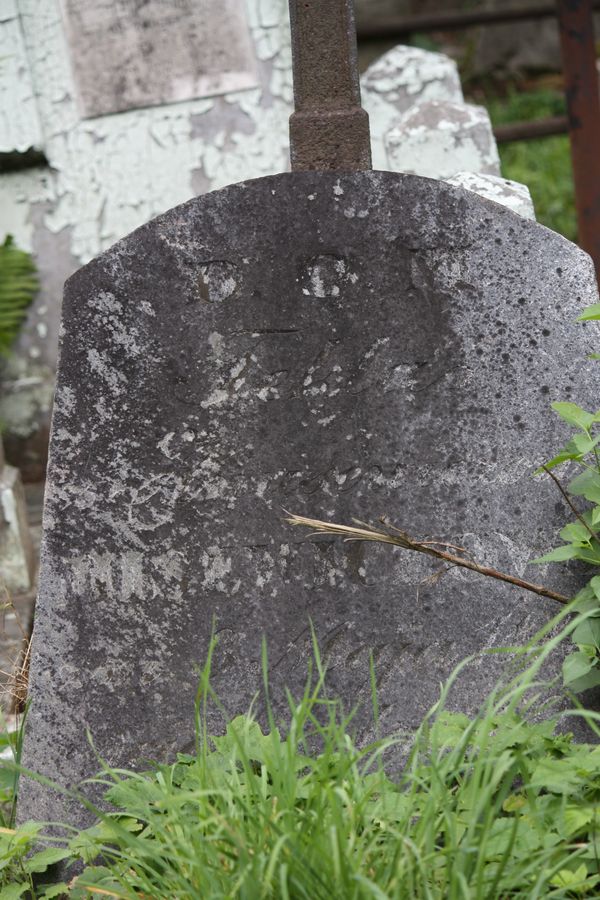 Fragment nagrobka Tekli Misewicz, cmentarz Na Rossie w Wilnie, stan z 2014 r.