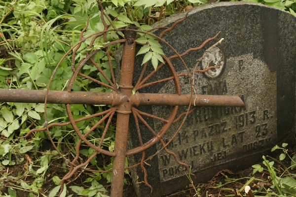 Tombstone of Ewa Bronicka, Na Rossie cemetery in Vilnius, as of 2013