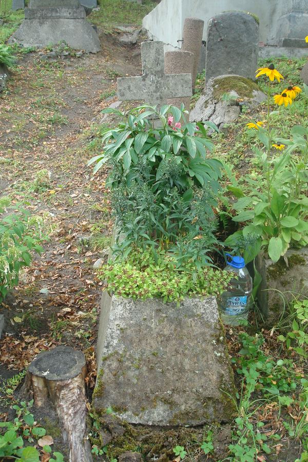 Tombstone of Cyrilina Filippova, Na Rossa cemetery in Vilnius, as of 2013