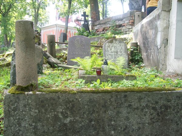 Grobowiec Katarzyny i Piotra Kwasteckich, cmentarz Na Rossie w Wilnie, stan z 2013