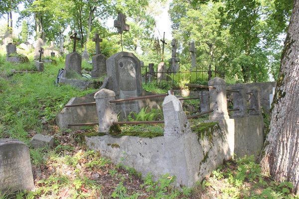 Tomb of Leon Blazevich, Ross Cemetery in Vilnius, as of 2013