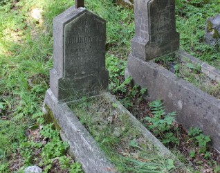 Nagrobek Anny Bujnowskiej, cmentarz na Rossie w Wilnie, stan z 2013