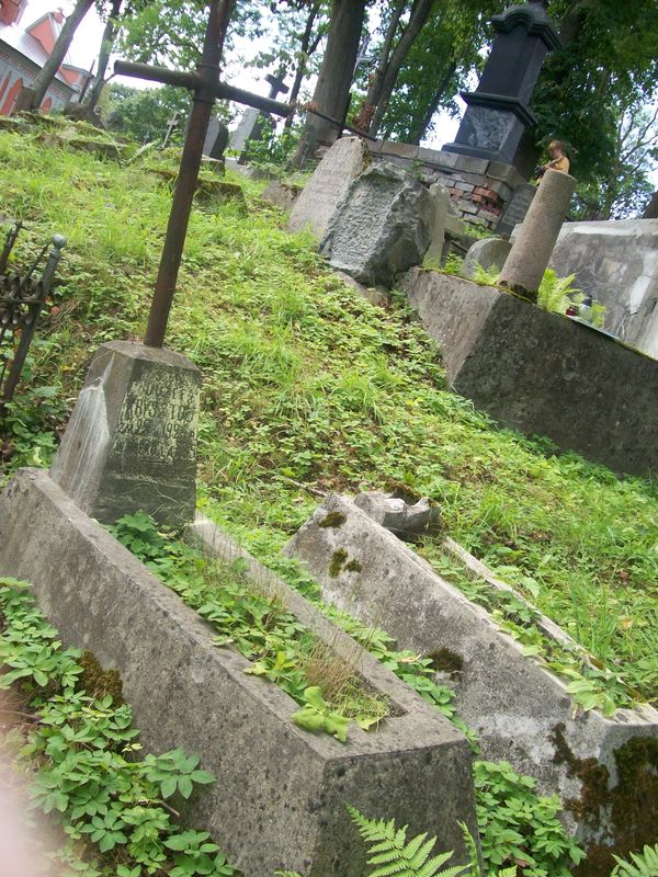 Nagrobek Józefa Krysztoda, cmentarz Na Rossie w Wilnie, stan z 2013