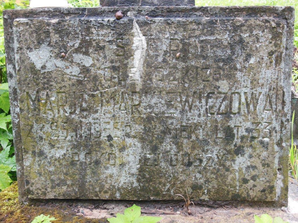 Fragment of Maria Markievich's gravestone from the Ross Cemetery in Vilnius, as of 2013.