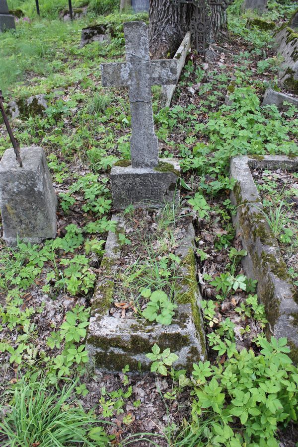 Tombstone of Anastasia Kibalko, Vilnius Rosėnai cemetery, state of 2013