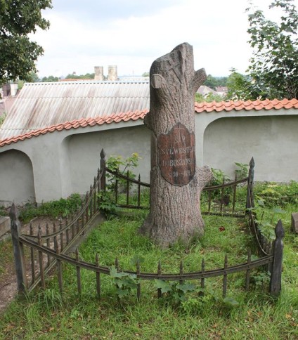 Nagrobek Antoniny i Sylwestra Doboszyńskich, cmentarz Na Rossie w Wilnie, stan z 2013