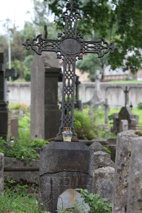 Tombstone of Alexandra Hancewicz, Na Rossa cemetery in Vilnius, as of 2014.