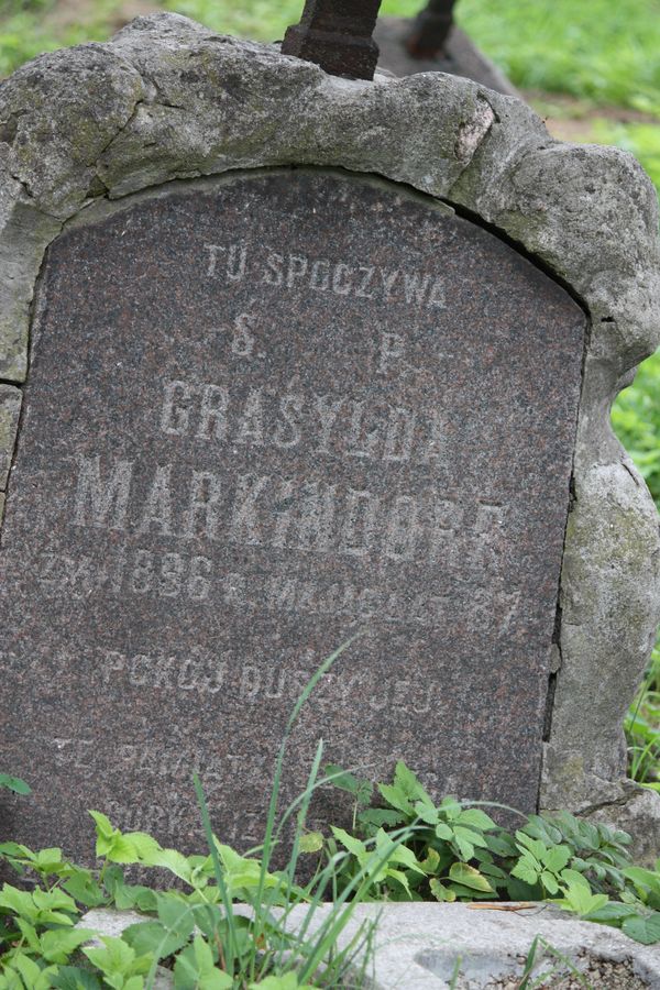 Fragment of Grasilda Markindorf's gravestone, Na Rossie cemetery in Vilnius, as of 2014.