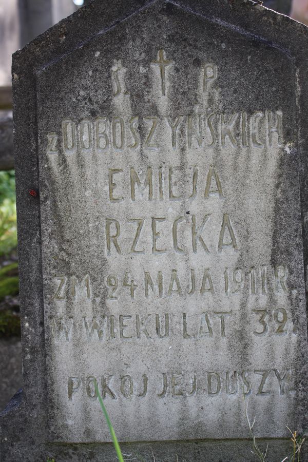 Inskrypcja z nagrobka Emilii Rzeckiej, cmentarz na Rossie w Wilnie, stan z 2013 r.