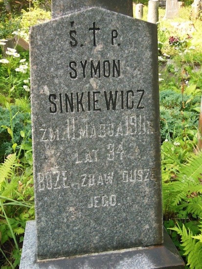 Inscription on the gravestone of Szymon Synkiewicz, Na Rossie cemetery in Vilnius, as of 2013