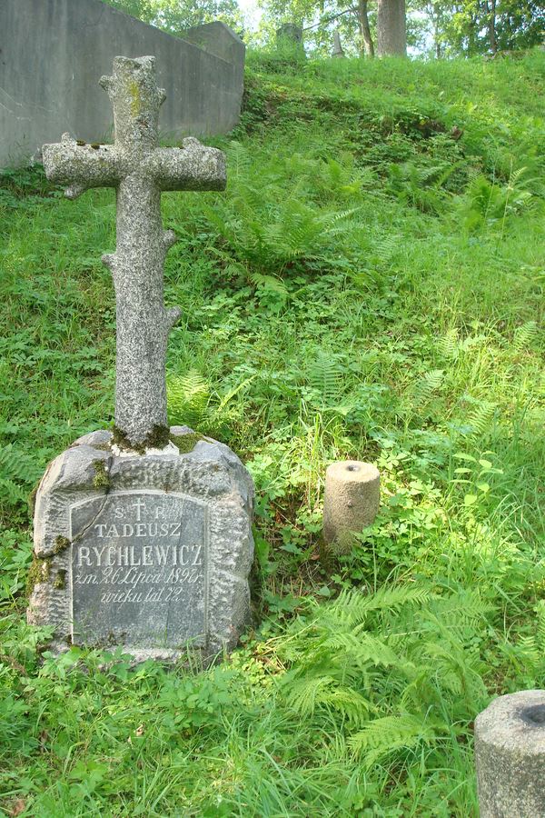Tombstone of Tadeusz Rychlewicz, Na Rossie cemetery in Vilnius, as of 2013
